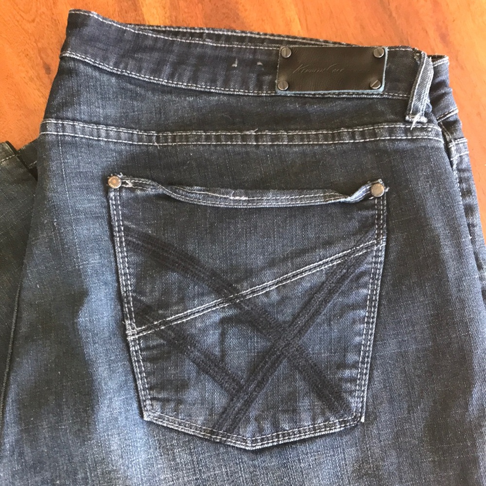 Men’s Jeans - Picture 2 of 3